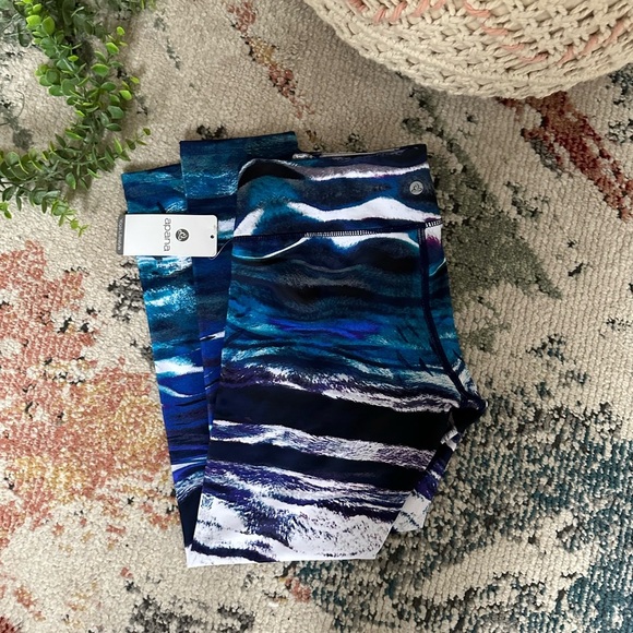 New Apana Women's Vibrant Multi Color Patterned Athletic Yoga Pants Leggings - Picture 11 of 14